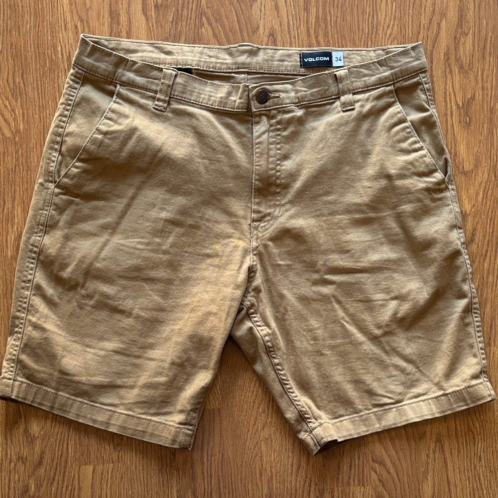 Volcom Men's Khaki Flat Front Shorts